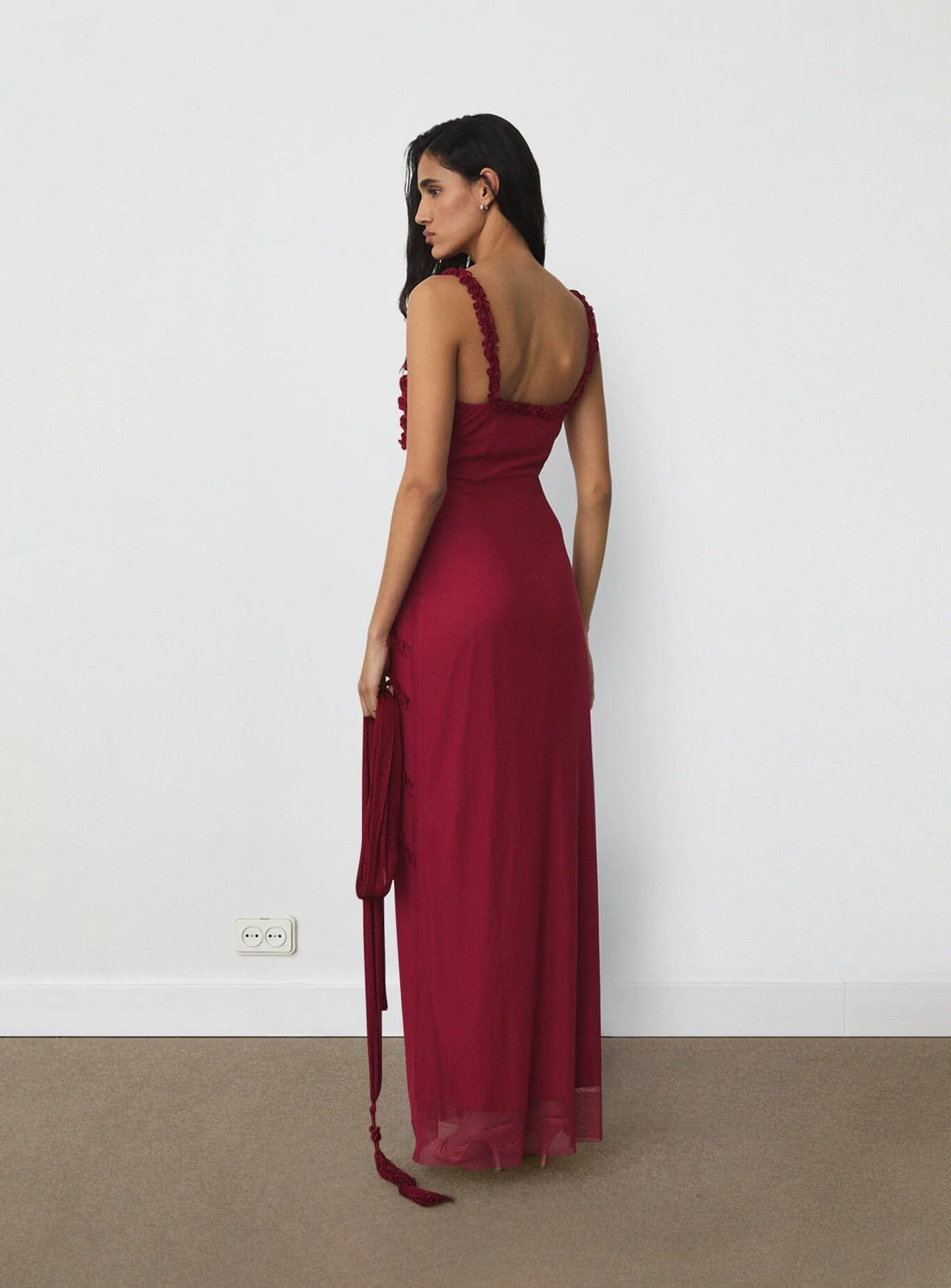 ARABELLA BURGUNDY RUFFLED DRESS - Image 3