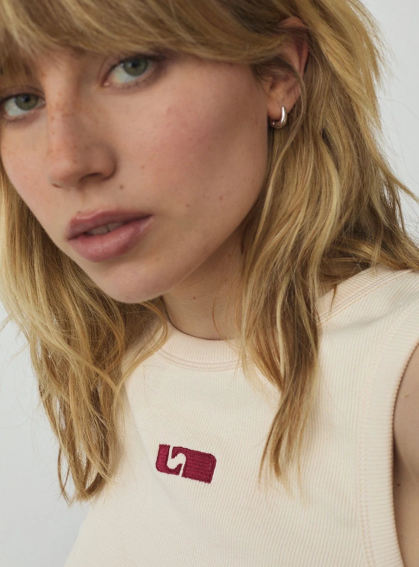 ECRU EMBROIDERED LOGO TANK TOP - Image 3