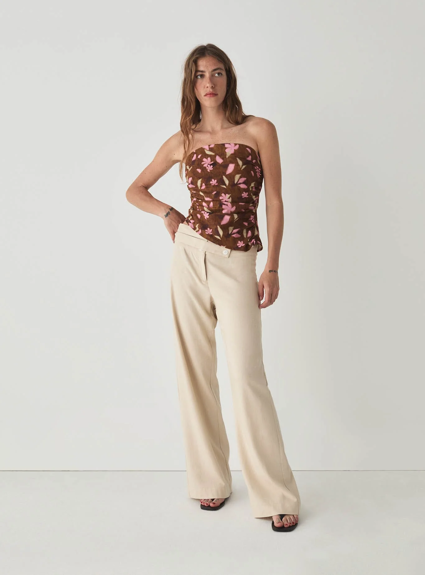 BONNIE BROWN LINEN TOP - Image 3