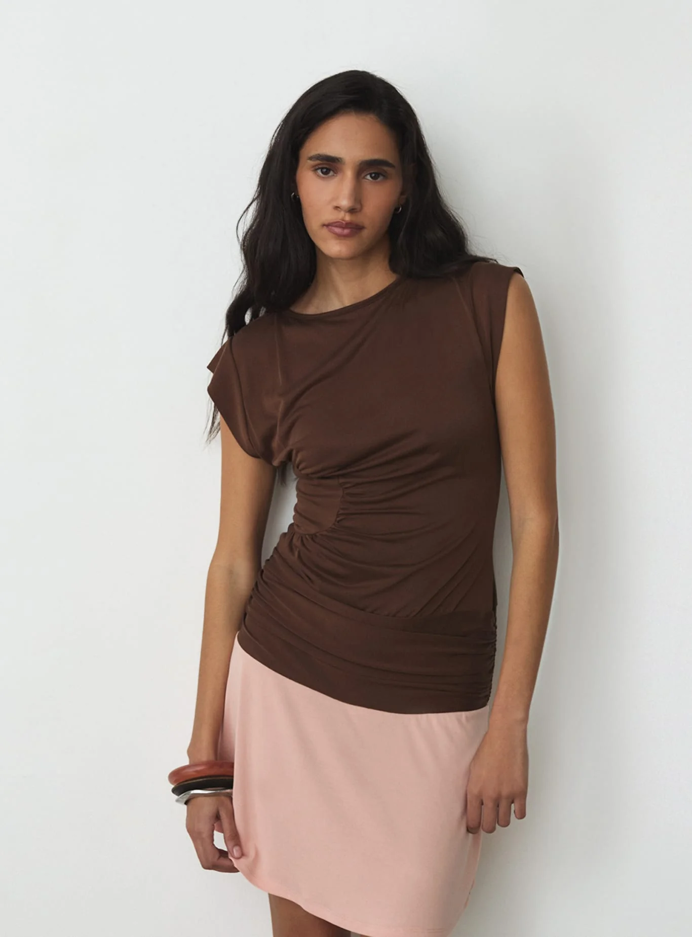 FIORA BROWN SHORT DRESS - Image 3