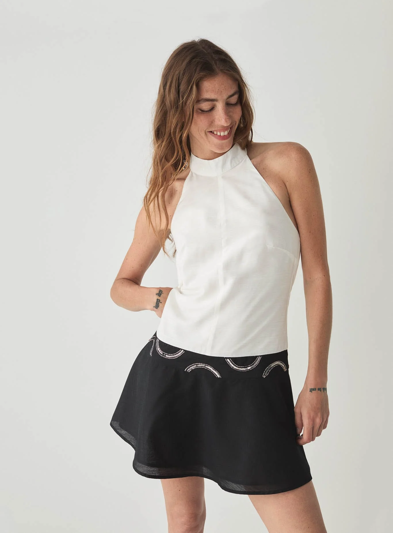 MALEN BLACK & WHITE SHORT DRESS - Image 6