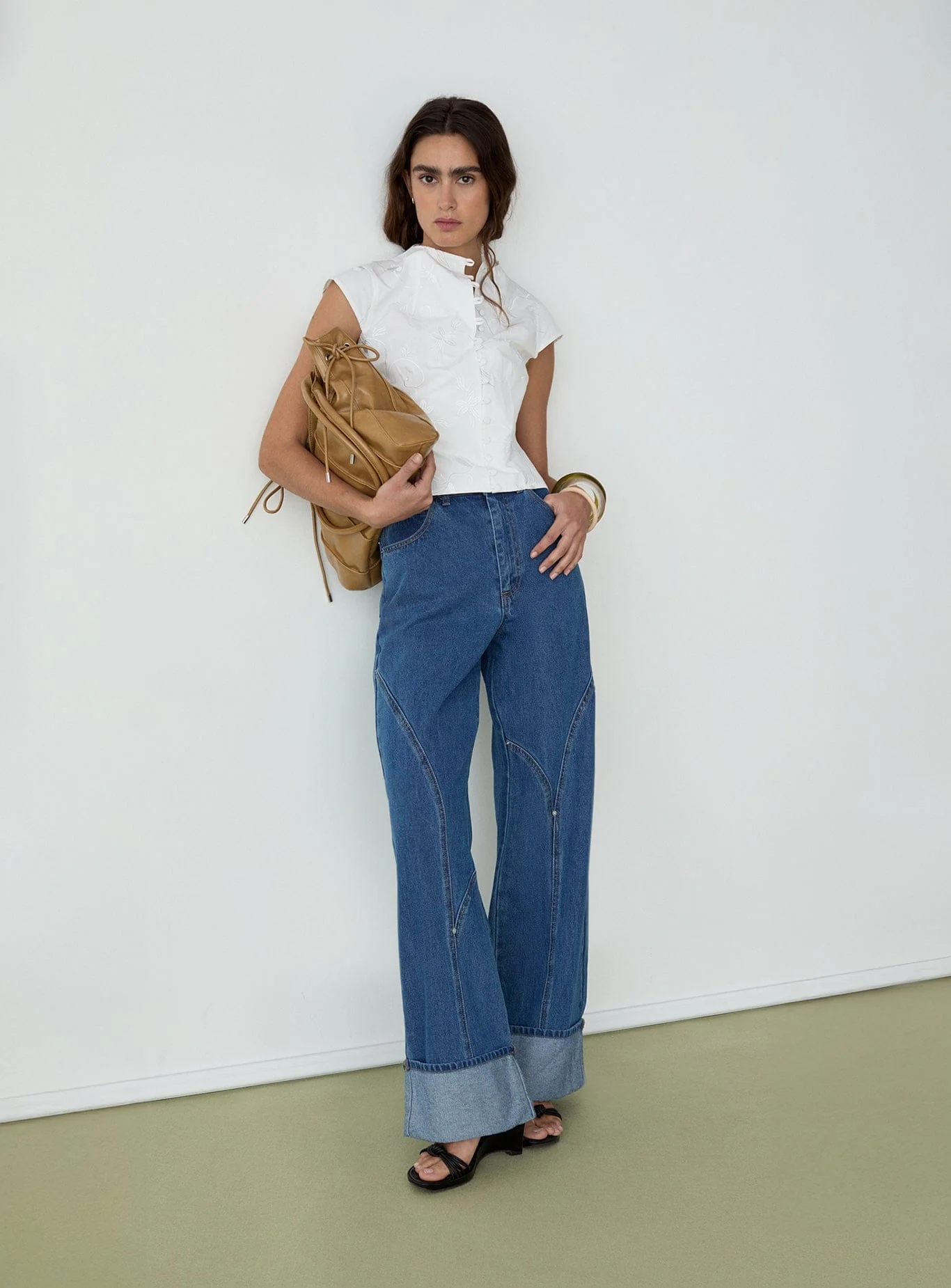 MELANI WHITE ASYMMETRIC BLOUSE - Image 3