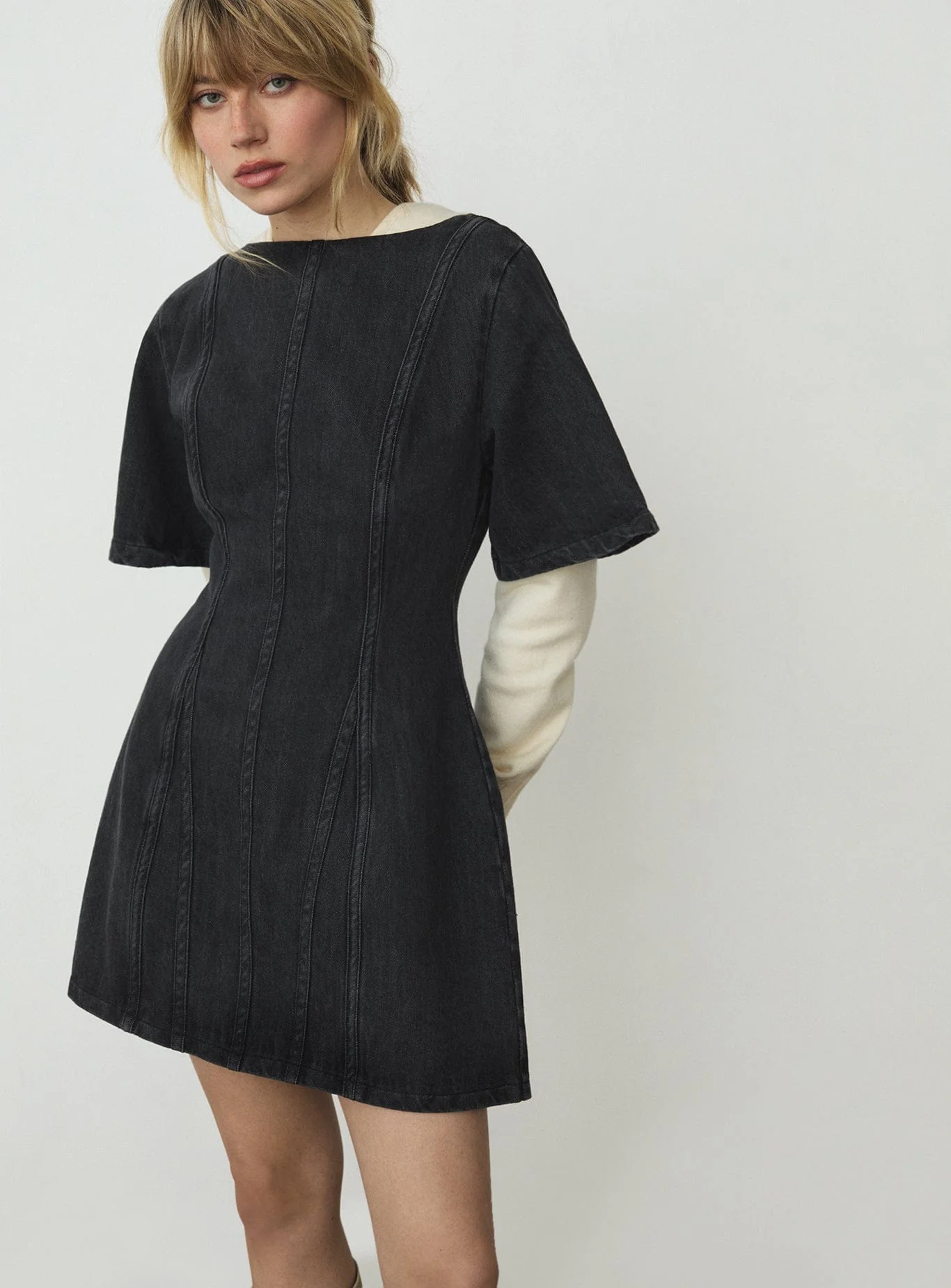 ROSETTE GREY SHORT DRESS - Image 4