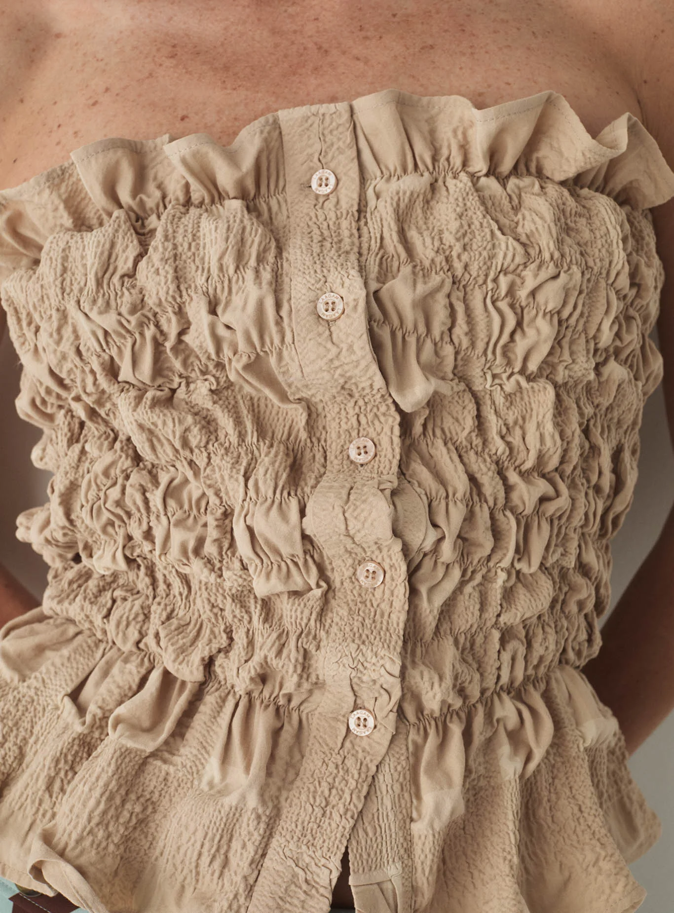 SUSAN SAND STRAPLESS TOP - Image 3