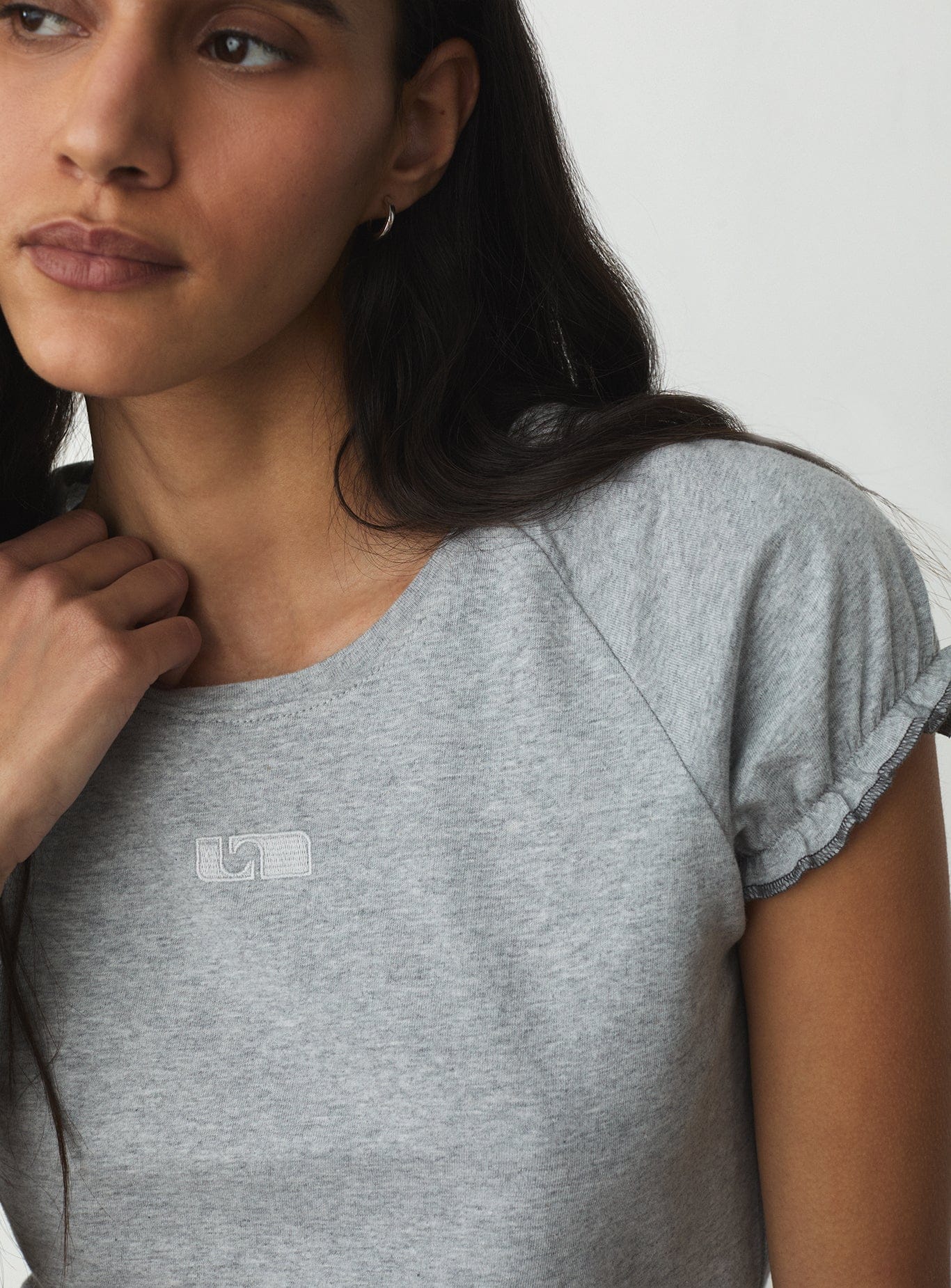 ZAIRA GREY EMBROIDERED LOGO T-SHIRT - Image 3